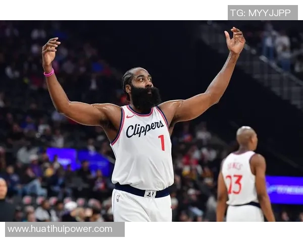 哈登晒世界杯用球合照引发中文译名三重浪热潮